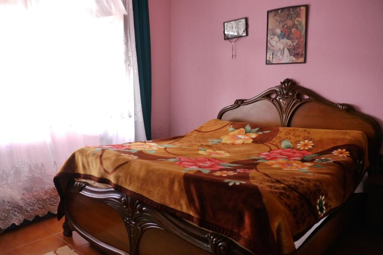 Florians Guesthouse Shkodër Habitación foto
